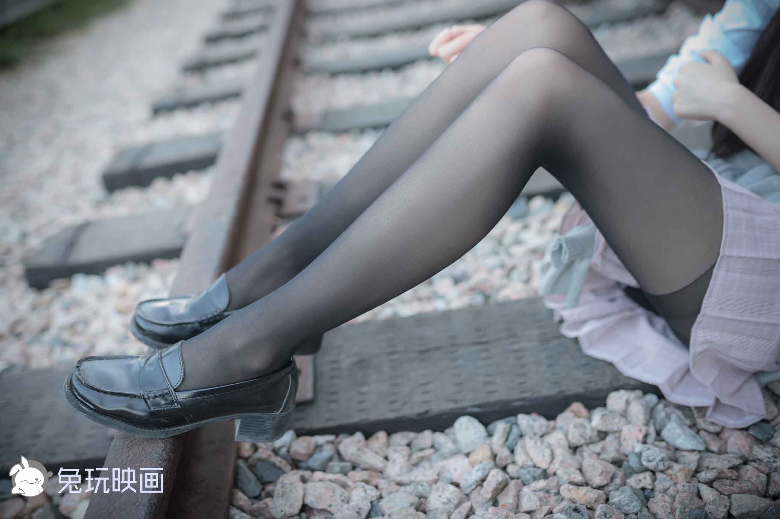 [兔玩映画]B83.006铁轨旁的小细腿插图3